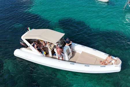 Daily tour in dinghy Favignana and Levanzo