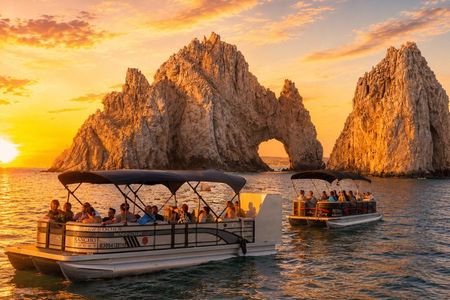 Sunset Cruise to the Arch in Cabo