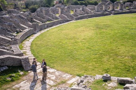 Private Salona Roman Amphitheater and Klis Fortress Tour