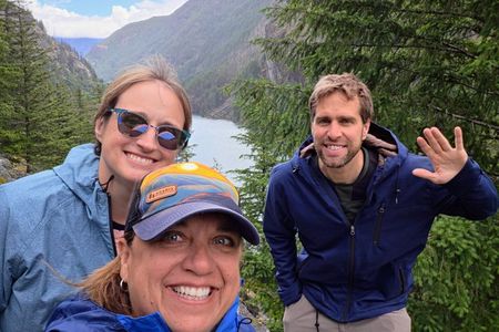 Seattle: North Cascades Nat Park Highlights (catered lunch)