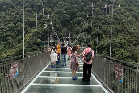 Guangzhou: Gulong Gorge Glass Skywalk & Go-Kart Adventure