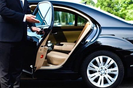 Luxury Airport Transfers and Taxi Services(Pick up&Drop off)