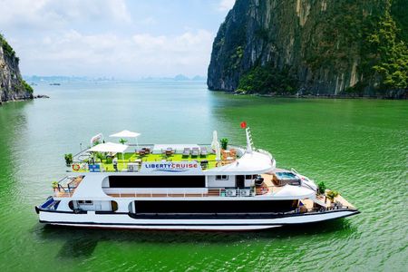 Halong Excursion Premium Cruise with Lunch, Kayak & Sunset Party