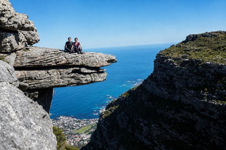 Hiking Table Mountain via Kasteels Poort Morning Hike