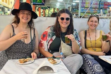 Taste of Tangier Medina Food Walk with Home Style Meal