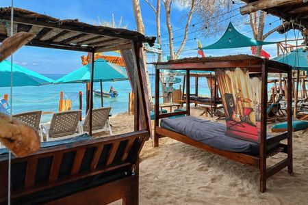 Visit Barú by boat and enjoy a day at Freedom Beach Club