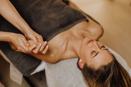 Kathmandu Spa Ritual and Choice of Massage Therapy