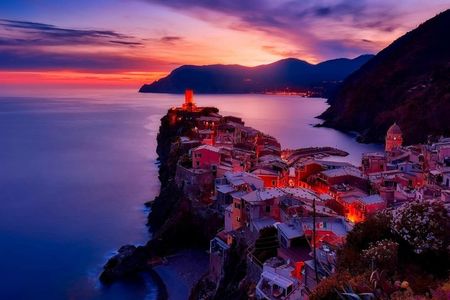 Monterosso : Cinque Terre boat tour day or sunset with aperitif