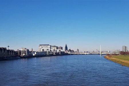Exclusive E Bike Tour of Cologne with Guide in Small Group