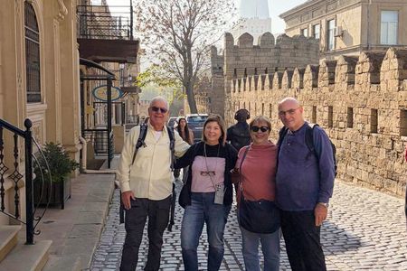 Discover Baku Private 3-hour Tour