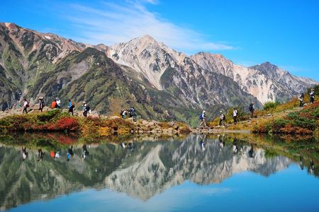 1 Day Tour Hiking to Happo-ike Pond and Hot Springs in Hakuba