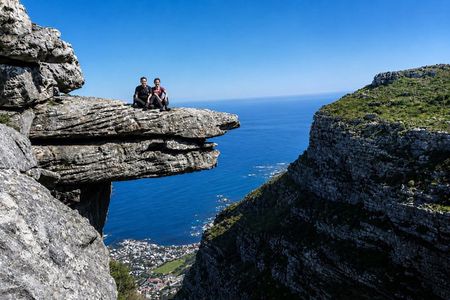 Hiking Table Mountain via Kasteels Poort Morning Hike