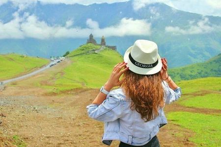 VIP Private Tour to Kazbegi | Luxury Class car Travel
