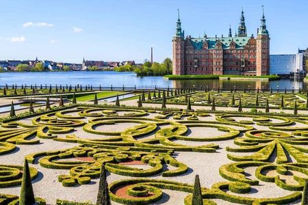 Copenhagen North Zealand Castles Private Tour
