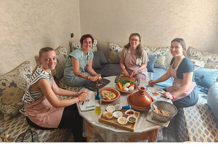 Moroccan cooking class with Moroccan Family : live the real vibes