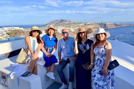 Santorini private land tours with local guides