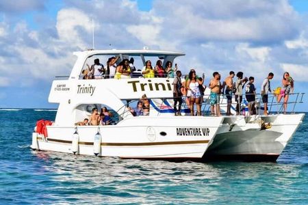 Hip hop Catamaran by Punta Cana Snorkeling and Party and Pool