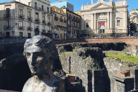 Catania Private Walking Tour with Local Guide, Wireless Headsets