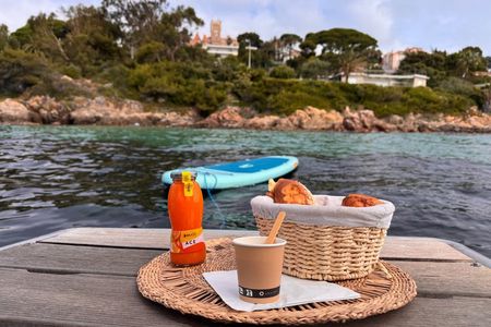 Antibes : Sailing boat trip with breakfast, snorkeling and paddle