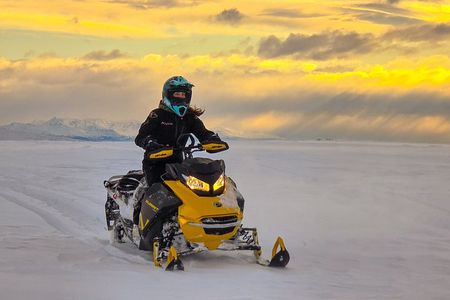 3 Hour Snowmobile Adventure Tour in Willow Alaska