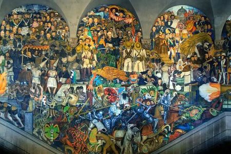 Walking Tour - Impressive murals in Historical Center of Mexico City