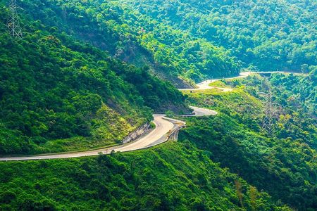Transfer from Da Nang to Hue via Hai Van pass