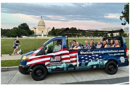 Washington DC Monuments Open-Air Sightseeing Minibus Guided Tour