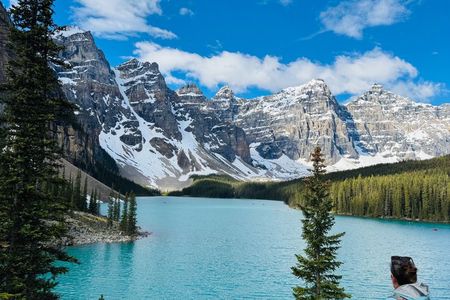 All inclusive Moraine Lake(1 Hr) & Lake Louise(1 Hr) from Banff