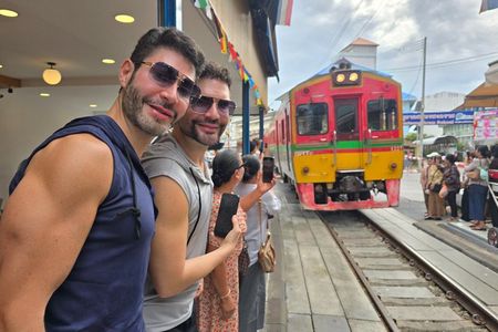 Private Tour to Railway and Floating Markets with Thai desserts