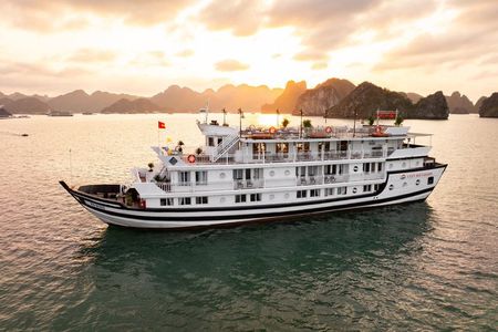 Cozy Bay Cruise: 2-Day Explore Halong Bay With Transfer From Hanoi