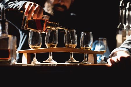 Tasmanian Whisky & Gin Tour