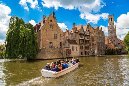 From Brussels: Bruges Guided Tour or At Your Pace Experience