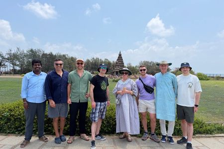 Explore Mahabalipuram & Kanchipuram: A Day Trip from Chennai!