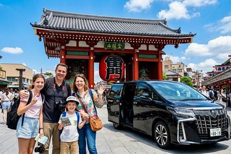 Tokyo Private Highlights Tour by Toyota Alphard & Local Guide