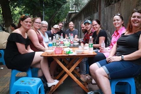 Chengdu Evening Food Tour: Hidden Alleys & Local Eats