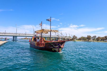 90 Minute Midweek Pirate Ship Scenic Cruise