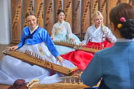 Authentic Korea Gayageum Experience in Hanbok- Bukchon Seoul