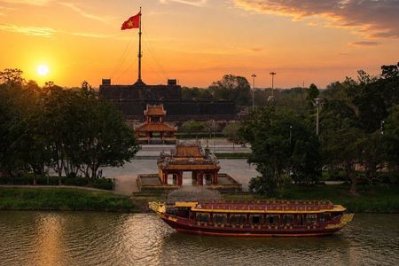 Hue: Fine Dining Experience on Perfume River by Hueritage Cruise