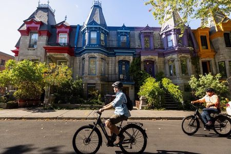 Bike / E-bike tour : Plateau, Mile-End, Jean-Talon Market by Fitz