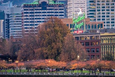 Portland Haunted Pub Crawl Ghost Stories and Drinks Tour