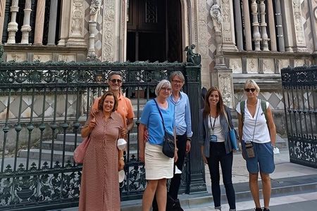 Private tour of Upper Town between history, traditions and wonders