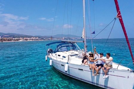 Exclusive 4-Hour Private Sailing Experience in Barcelona