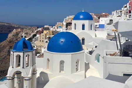 Private Santorini Land Tours with local guides