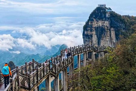 2-Day ZJJ Full Highlighted Tour (Mt.Avatar&Tianmen+Glass Bridge)