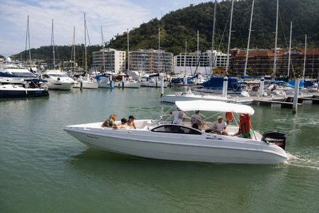 Angra & Ilha Grande Private Boat Tour: With Barbecue and Drinks