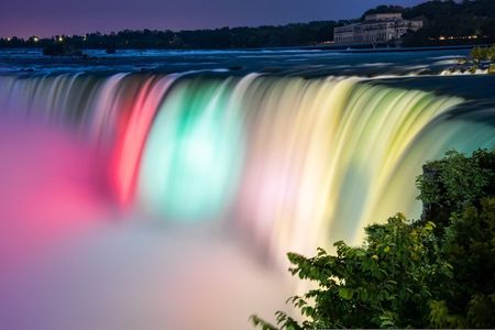 Niagara Falls Night Illumination Tour on American Side