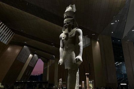 Private Guided Tour of Giza Pyramids and Grand Egyptian Museum