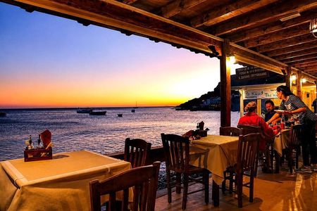Flavors of Santorini Food and Wine Private Sunset Tour