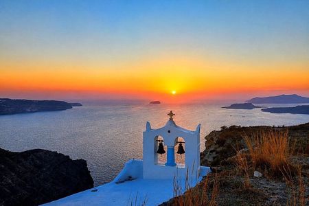 Secrets of Santorini - Private Full Day Tour with Dinner