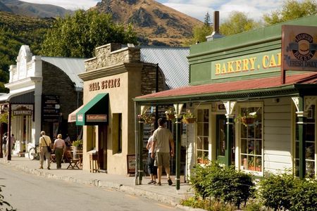 Arrowtown & Queenstown Kiwi Special Tour, Local discovery tour.